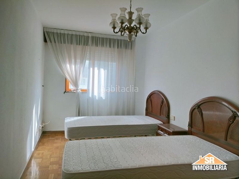 Foto d9886053-17de-4868-ad05-3de0e2aa427b. Lloguer pis a Monte Alto - Zalaeta - Atocha Coruña (A)