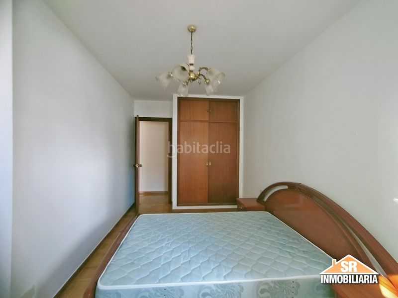 Foto f0829d73-24aa-4b44-876e-a7ca9db9548a. Lloguer pis a Monte Alto - Zalaeta - Atocha Coruña (A)