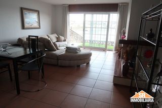 Rent Semi detached house  Avenida república arxentina