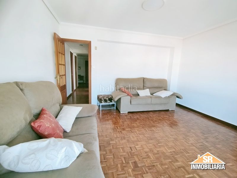 Foto 2cbb8261-d7ac-4ba3-9185-9c54bf3573ad. Rent flat with parking in Monte Alto - Zalaeta - Atocha Coruña (A)