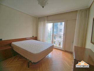 Rent Flat  Rúa adelaida muro