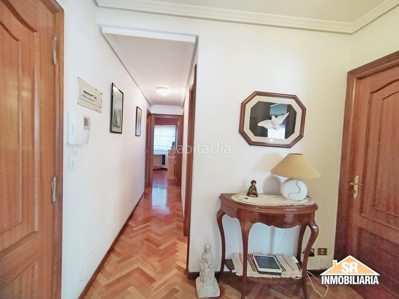 Foto 10020b7e-46a8-470a-97e0-5856fa755f2f. Rent flat in Monte Alto - Zalaeta - Atocha Coruña (A)