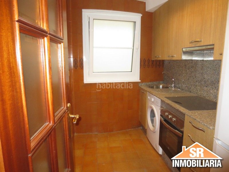 Foto 4e453249-f031-4a6b-88bd-867fea98d849. Lloguer apartament amb calefacció a Ensanche Coruña (A)