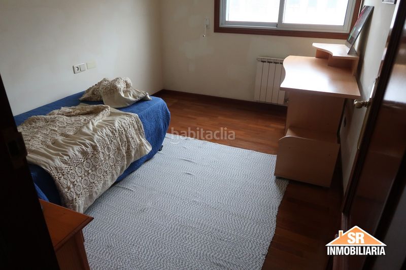 Foto b3d44212-faef-4131-9901-c1966b7fced9. Lloguer apartament amb calefacció a Los Rosales Coruña (A)