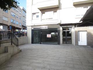Location Local commercial à Rúa constitución 26
