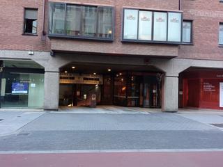 Aparcament cotxe a Calle maría de molina 5. Plaza de garaje en el centro de valladolid - edificio las france