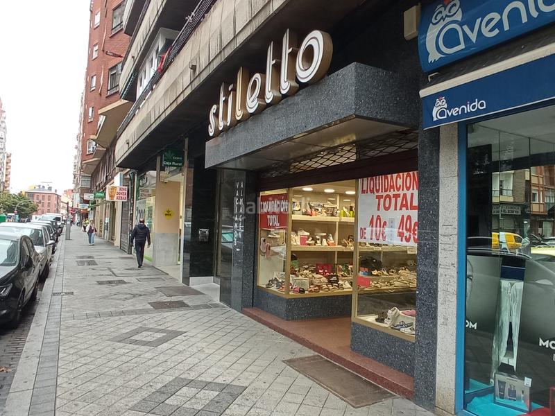 Foto 0f920fd0-07a0-43db-836f-d19d8cf93145. Rent business premise in calle tudela 10 in Circular Valladolid