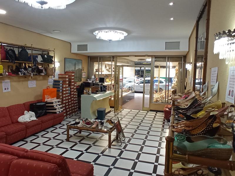 Foto e3a3c679-94bc-41b4-95ff-9d7c747b4513. Rent business premise in calle tudela 10 in Circular Valladolid