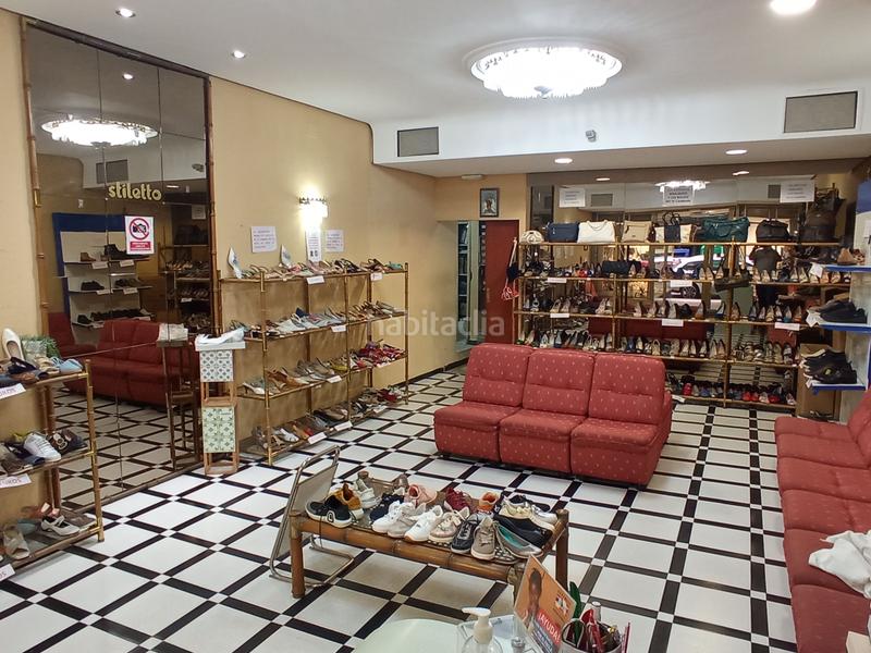 Foto ccd221b4-b392-4878-ad79-1e71f1a052d7. Alquiler local comercial en calle tudela 10 en Circular Valladolid