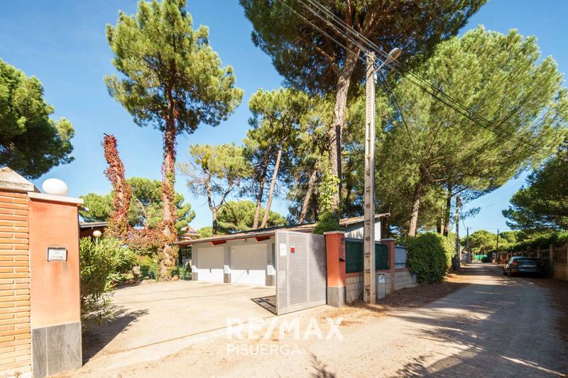 Foto 6f1fb4a2-bc9c-4379-8951-c474c5e1923f. Reihenhaus mit heizung parking in Medina del Campo