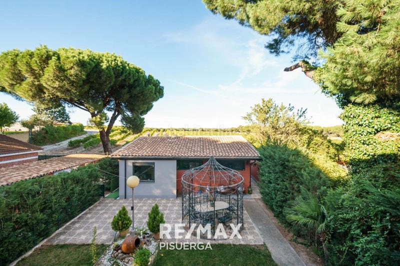 Foto 80ef4323-ddb3-4f0e-ac66-90d4c848fa7f. Reihenhaus mit heizung parking in Medina del Campo