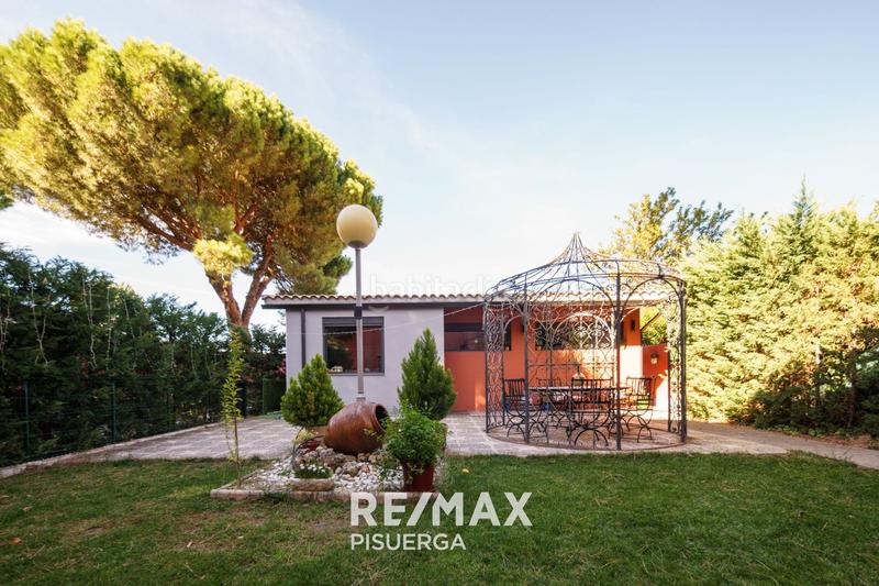 Foto e85ba663-b455-4e61-9479-6a4d7588f20c. Reihenhaus mit heizung parking in Medina del Campo