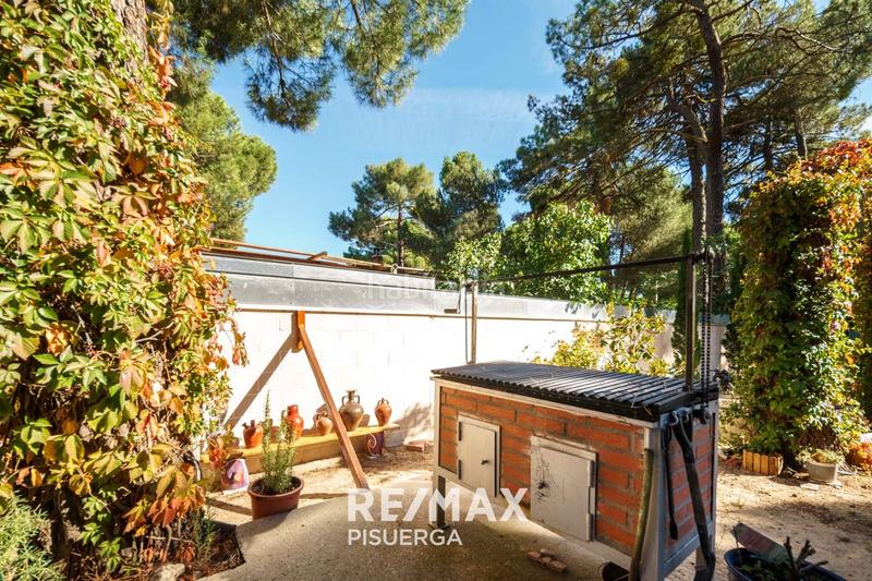 Foto fab38610-e275-461e-b32b-790c2b320f6d. Reihenhaus mit heizung parking in Medina del Campo