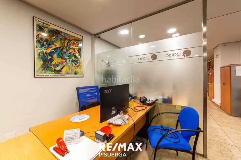 Foto 76429bc3-e472-4073-8f18-17d2197ac1cc. Oficina en calle maría de molina 7 venta de oficinas en pleno Centro en Valladolid