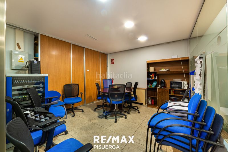 Foto e4f6eadc-5104-489e-95f1-9c937541e702. Oficina en calle maría de molina 7 venta de oficinas en pleno Centro en Valladolid