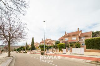 Xalet a Calle ladera del sol 25