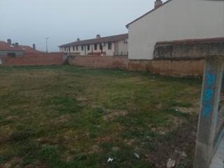 Terrain résidentiel à Paseo canal 9. Terreno urbano en villamuriel de cerrato