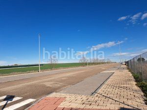 Foto c28d5069-ffd4-4bc7-95f2-492643fbe194. Terreny residencial a calle cachicanes 13 a Laguna de Duero