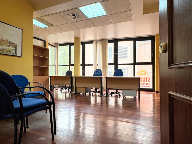 Foto 48ab754b-d91f-45df-aaa6-696fee424ea7. Ufficio in paseo de zorrilla 127 in La Rubia Valladolid