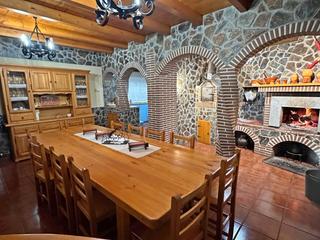 Casa adossada a Avenida españa 6
