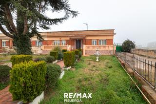 Chalet in Avenida portugal 4