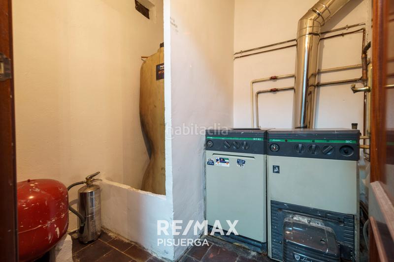 Foto 2e981b8c-b758-4a13-8abc-43b8aab6f0c2. Chalet in camino la de mona 8 in Fuensaldaña