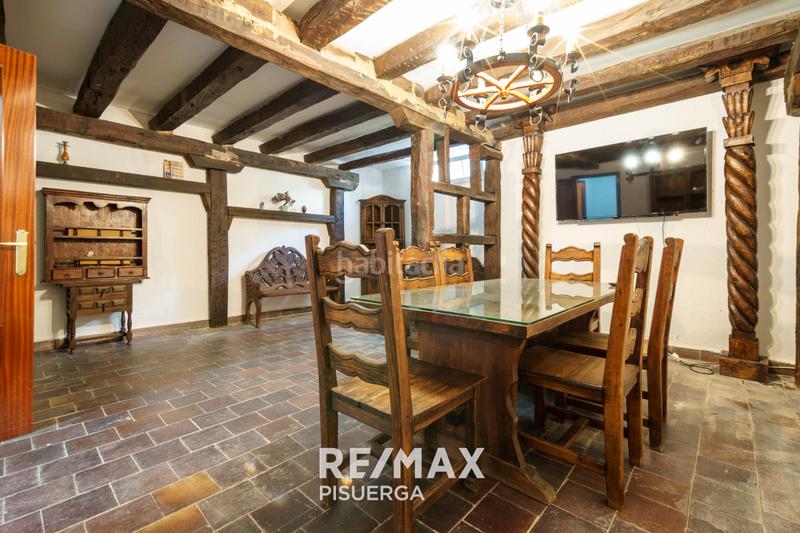 Foto 4b182f5d-3596-40c0-ac16-b03cc900aa40. Chalet in camino la de mona 8 in Fuensaldaña