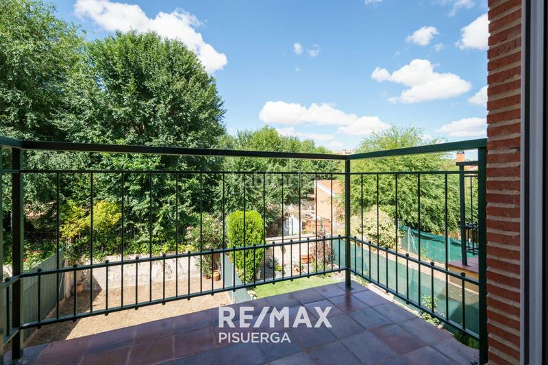 Foto 5566a3f1-d056-4024-bc20-8b439f104f80. Chalet in camino la de mona 8 in Fuensaldaña