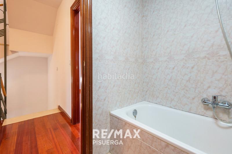 Foto 66eb4f95-a9a8-4d4c-a981-d29bf7b231cb. Chalet in camino la de mona 8 in Fuensaldaña