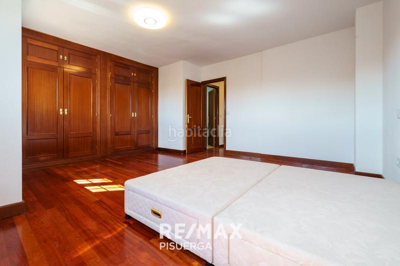 Foto 7b2f218d-7c80-44e2-9dc5-eed4d516d78f. Chalet in camino la de mona 8 in Fuensaldaña