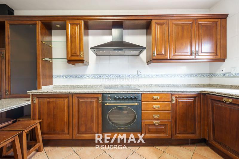 Foto 9577f95f-29b7-47c9-8962-6ddfb751a89a. Chalet in camino la de mona 8 in Fuensaldaña