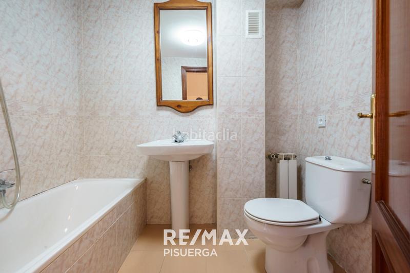 Foto a87c2979-b9ce-4a01-adc6-0718c3160488. Chalet in camino la de mona 8 in Fuensaldaña