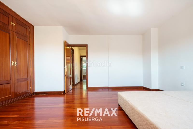 Foto aed5350b-0da0-4b9c-a4b2-4e7dd0e8fe03. Chalet in camino la de mona 8 in Fuensaldaña