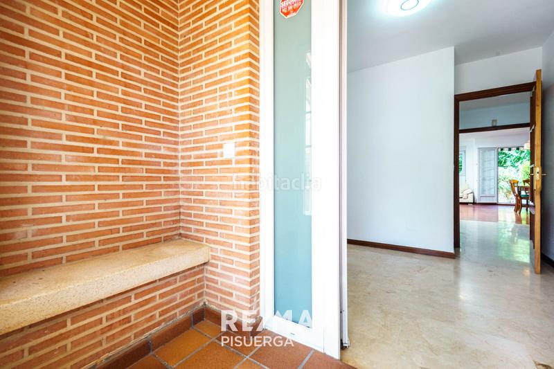 Foto c67a89cd-6019-432a-90ed-d31ed1631b27. Chalet in camino la de mona 8 in Fuensaldaña