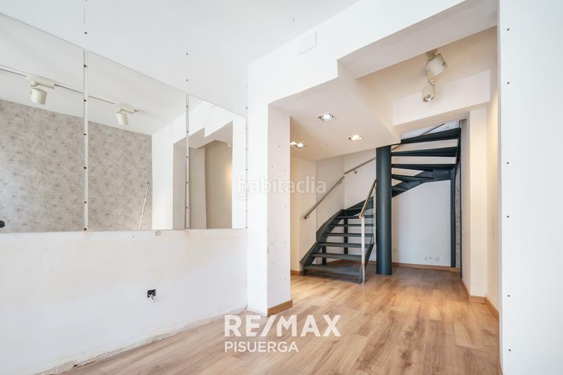 Foto b92f6678-f5ab-4b2e-acbd-a4053f2e5643. Edificio en calle bajada de la libertad 19 en Centro Valladolid