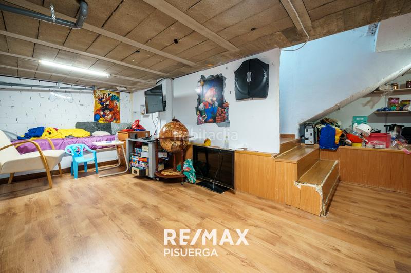 Foto 031c1b54-cb1f-45d9-a831-3d92a8805c61. Maison dans calle picos de urbion 11 dans Aldeamayor de San Martín