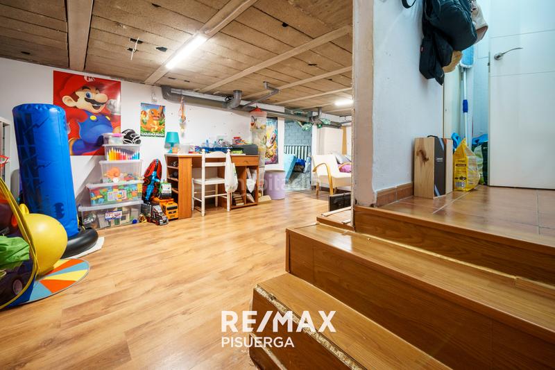 Foto 12a4dedc-3973-4459-95a4-499ff0091599. Maison dans calle picos de urbion 11 dans Aldeamayor de San Martín