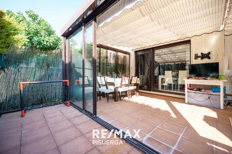 Foto 198b86ed-bf94-44c4-b11a-68764a3aefe0. Maison dans calle picos de urbion 11 dans Aldeamayor de San Martín