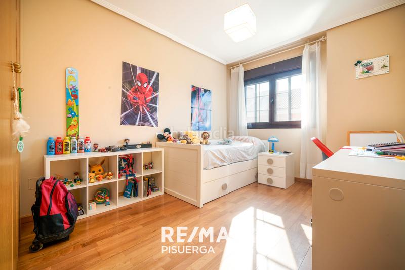 Foto 1ffc4265-3e9b-4611-b3d4-d3b9de0fc690. Maison dans calle picos de urbion 11 dans Aldeamayor de San Martín