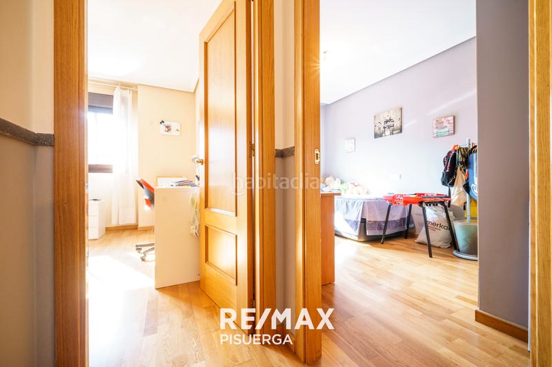 Foto 29933d44-f33a-44df-85a0-1c15e1eb2a03. Maison dans calle picos de urbion 11 dans Aldeamayor de San Martín