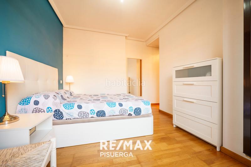 Foto 4aace3cc-af78-468a-959f-a524d47510fd. Maison dans calle picos de urbion 11 dans Aldeamayor de San Martín