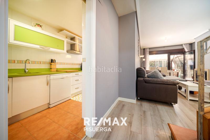 Foto 750ed2f0-bc3a-4532-a2f8-05421938496c. Maison dans calle picos de urbion 11 dans Aldeamayor de San Martín