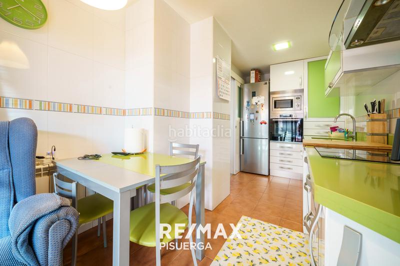 Foto 75bdaab8-b3a6-4700-b84c-22d3e6efa9f4. Maison dans calle picos de urbion 11 dans Aldeamayor de San Martín