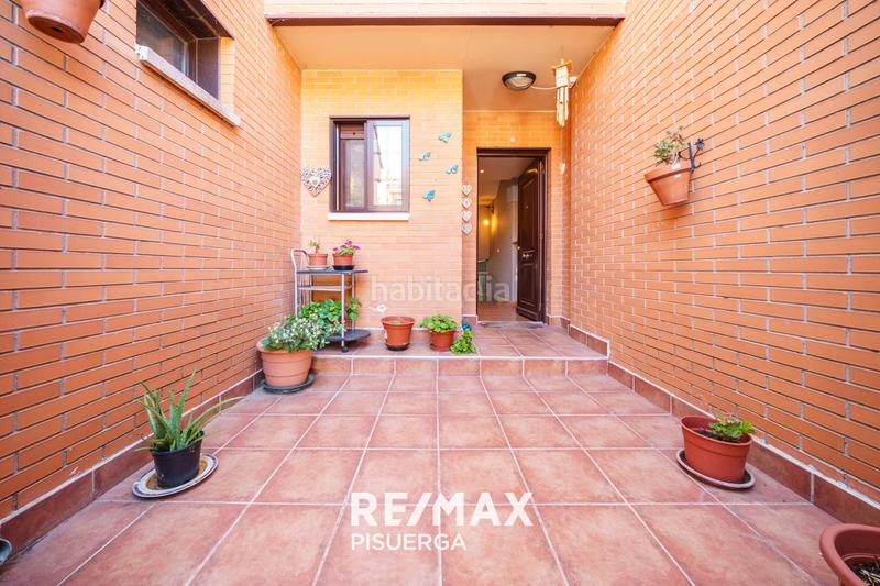 Foto 8b0c39eb-49c1-40e2-a02d-e35ac5439b5a. Maison dans calle picos de urbion 11 dans Aldeamayor de San Martín