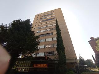 Appartement à Calle del arzobispo josé delicado 1