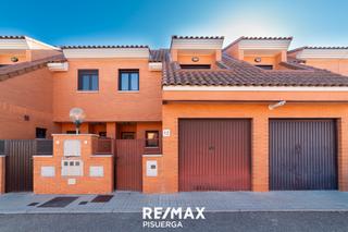 Chalet  Calle laguna negra 12