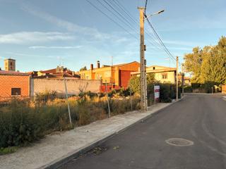 Terreno residencial en Camino cigales 2