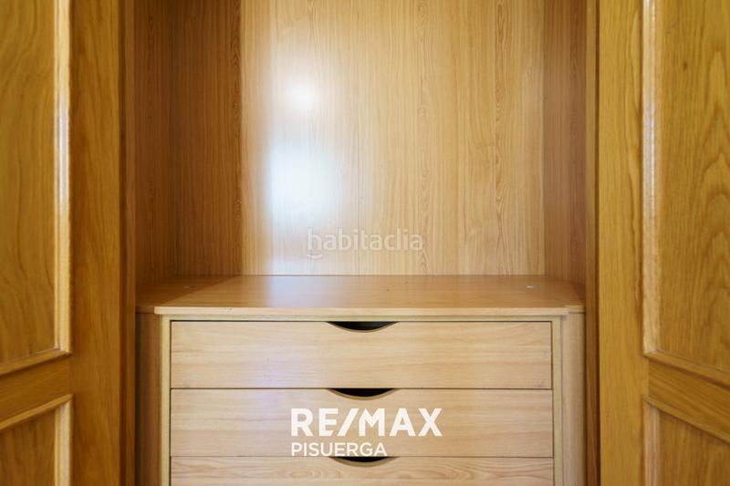 Foto c71c63c5-85b0-4ebe-a2b9-5e064d31b61e. Chalet in calle de juan de Valladolid 66 in Parquesol Valladolid