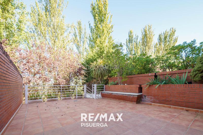 Foto cf705db7-fbbe-4632-ae82-8ec676699d52. Chalet in calle de juan de Valladolid 66 in Parquesol Valladolid