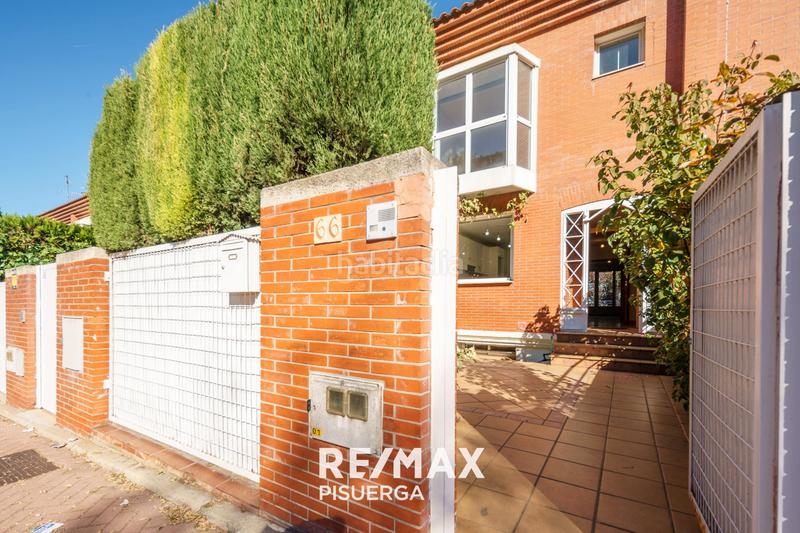 Foto 1aa28bc9-94fb-4e41-9f4a-2d6d9ddfb266. Chalet en calle de juan de Valladolid 66 en Parquesol Valladolid